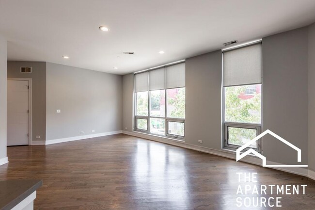 Building Photo - 3 bedroom in Chicago IL 60614