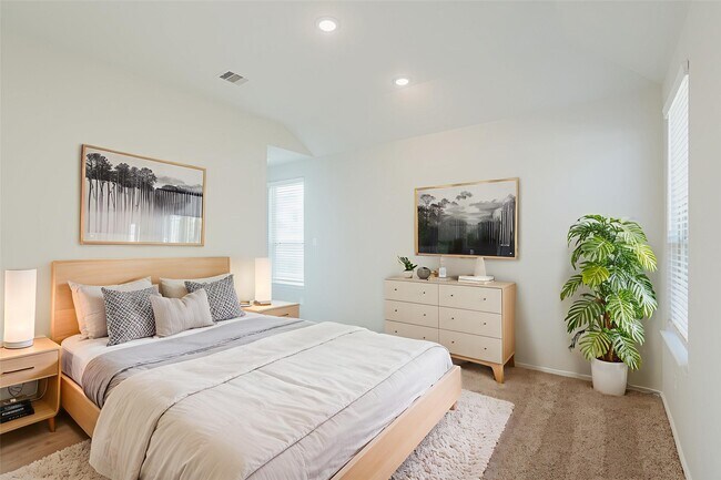 Foto del edificio - 11319 Cora Ln
