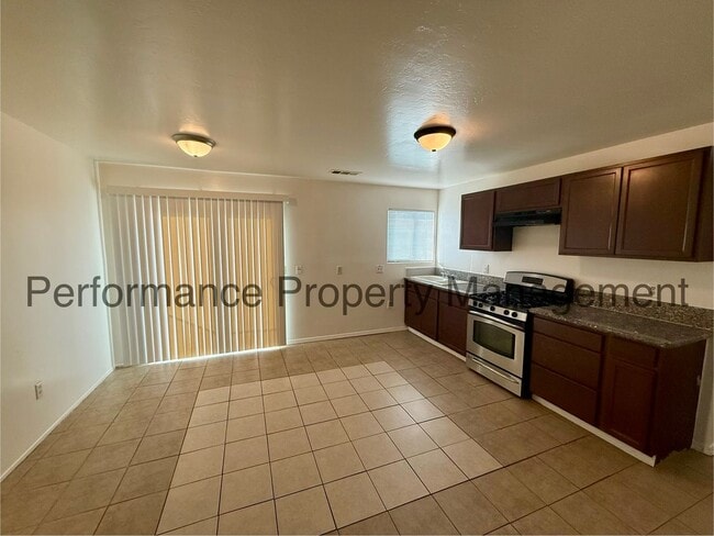 Foto del edificio - 1408 E 9th St