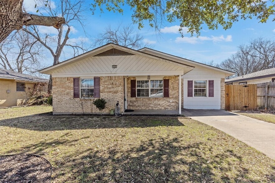 Foto principal - 705 Phillips St