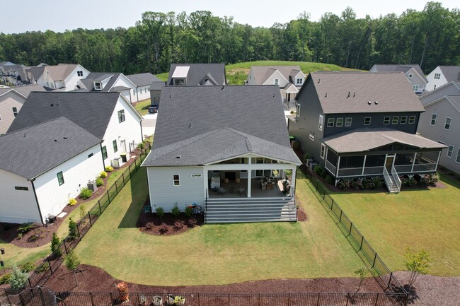 Foto del edificio - Modern Furnished Home in Briar Chapel - 4 ...