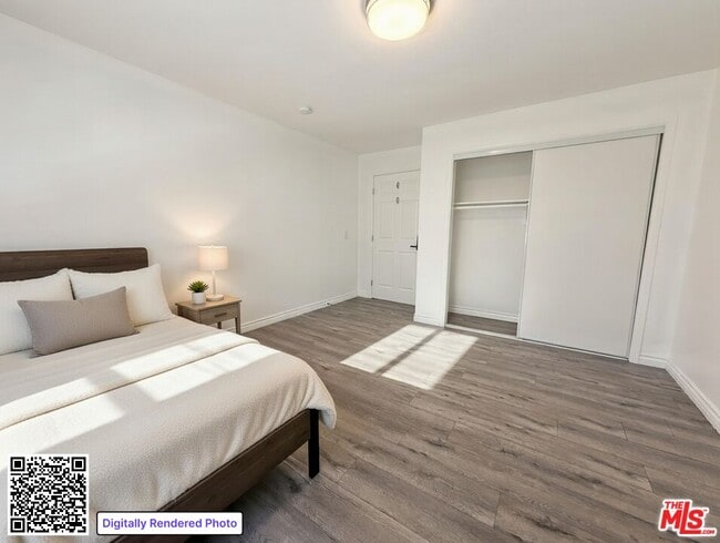 Foto del edificio - 1100 Exposition Blvd