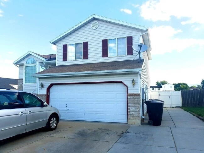 Building Photo - 1258 W 725 N