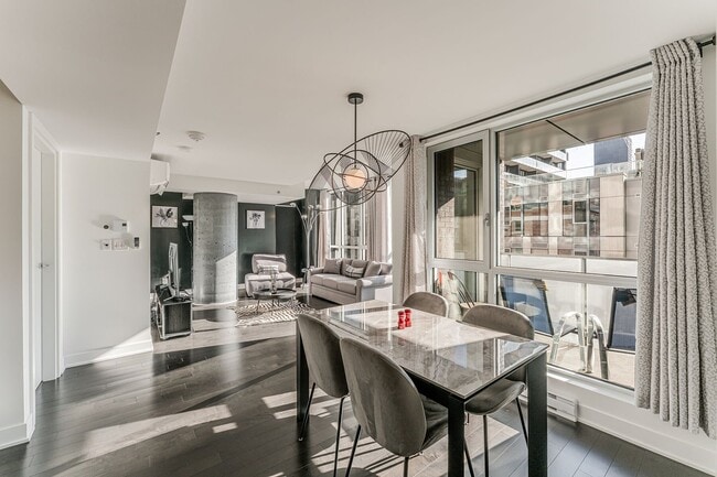 Photo du bâtiment - 1211 Drummond St