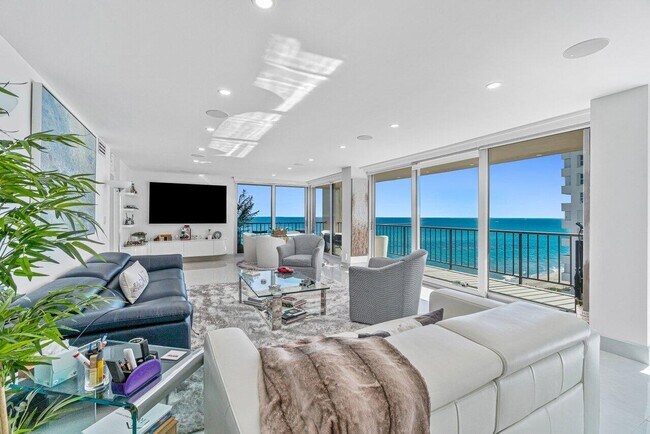 Foto del edificio - 1180 S Ocean Blvd
