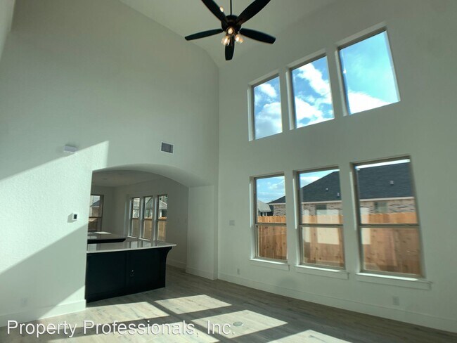 Foto del edificio - 4 br, 3.5 bath House - 1032 Easy Gruene