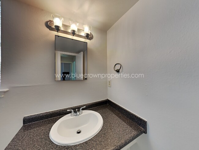 Building Photo - 1804 Bristol Cove