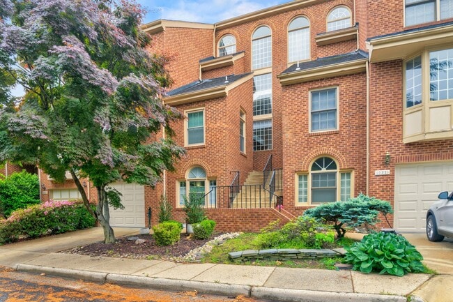 Photo - 10219 Aspen Willow Dr Townhome