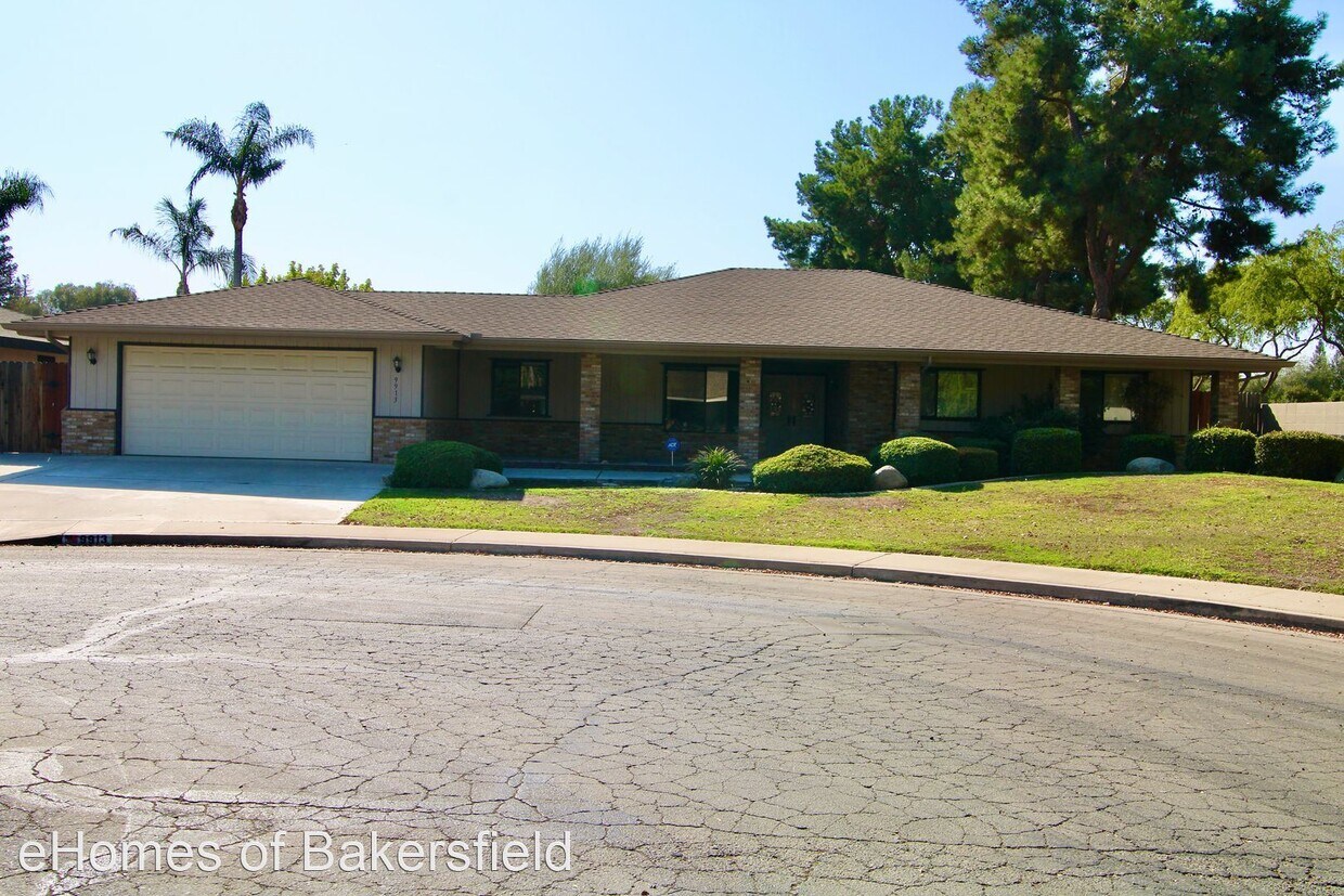 3 br, 2 bath House 9913 Spring Oak Dr House Rental in Bakersfield, CA