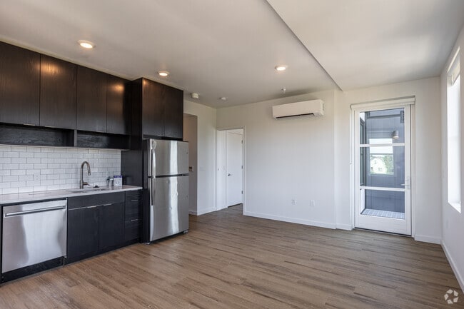 2HAB, 1,5BA - 813SF - The Robert