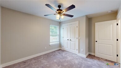 Building Photo - 1302 Linda Spur