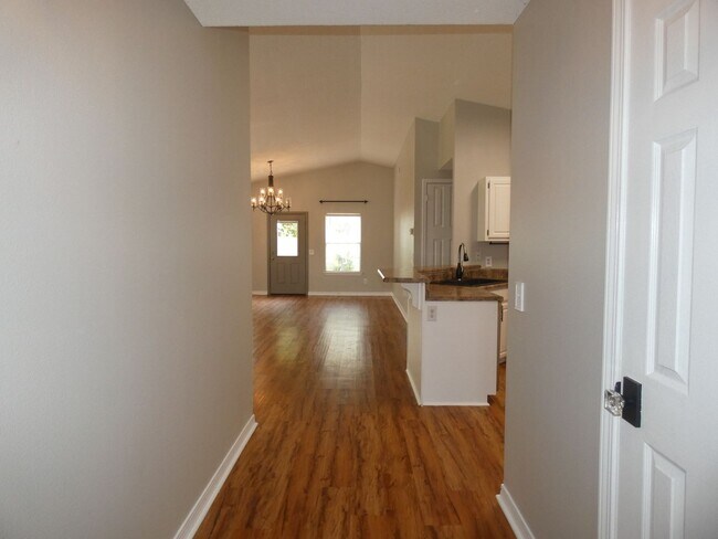 Foto del edificio - Charming Brick Home - Stonebrook