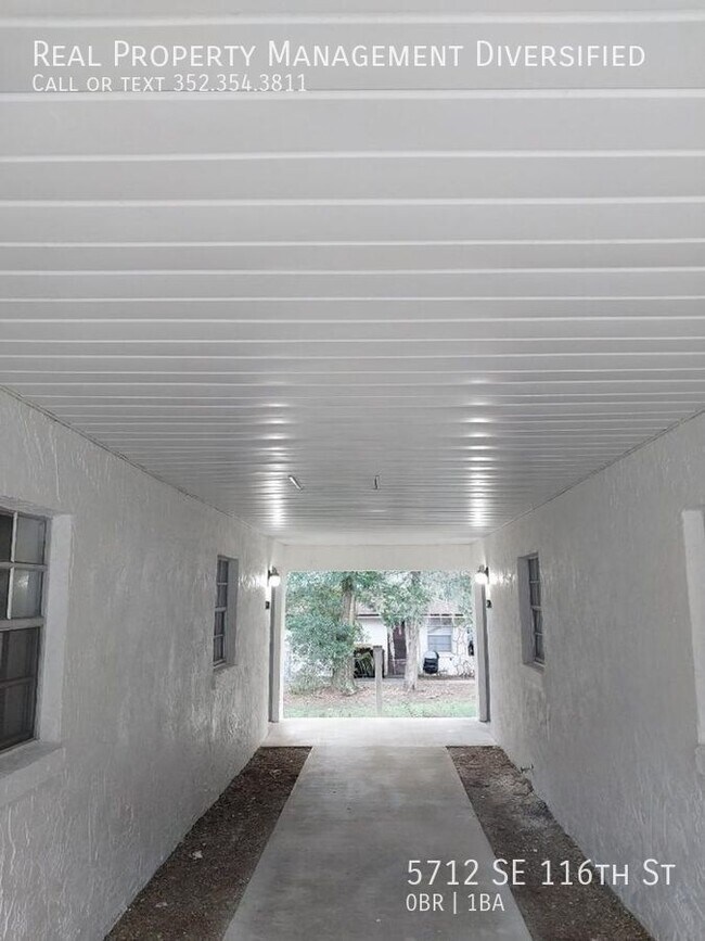Foto del edificio - Newly renovated large studio apartment in ...