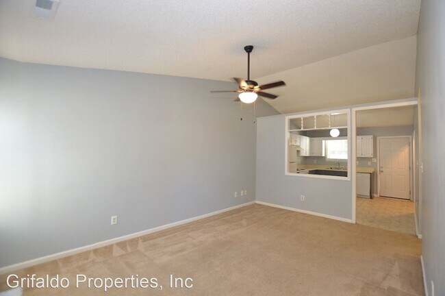 Building Photo - 2 br, 2 bath House - 1175 Shroyer Circle