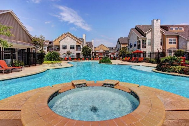 Building Photo - 2 bedroom in Houston TX 77450