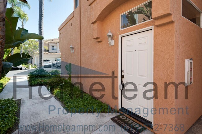Foto del edificio - 1337 Serena Cir