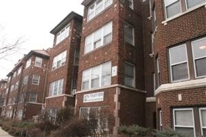 Primary Photo - 7665-7715 N Sheridan Rd