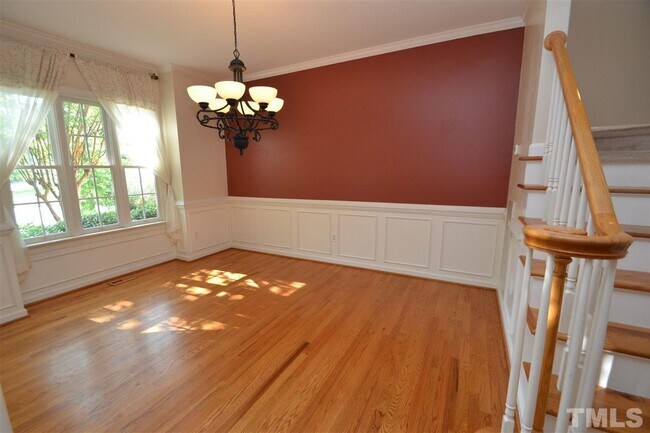 Building Photo - 1304 Avonlea Ct
