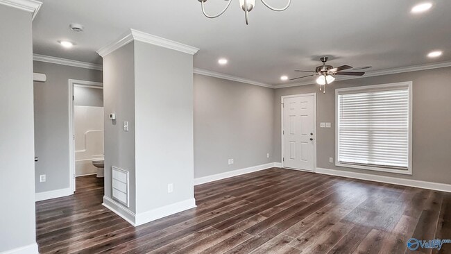 Foto del edificio - 16787 Newby Chapel Rd