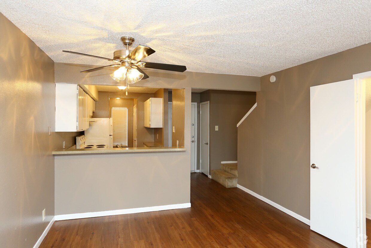 Cimarron Place Apartments Alquileres en Odessa, TX