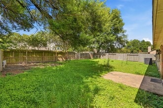Building Photo - 12318 Fetlock Dr