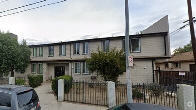 Building Photo - 14037 Oxnard St