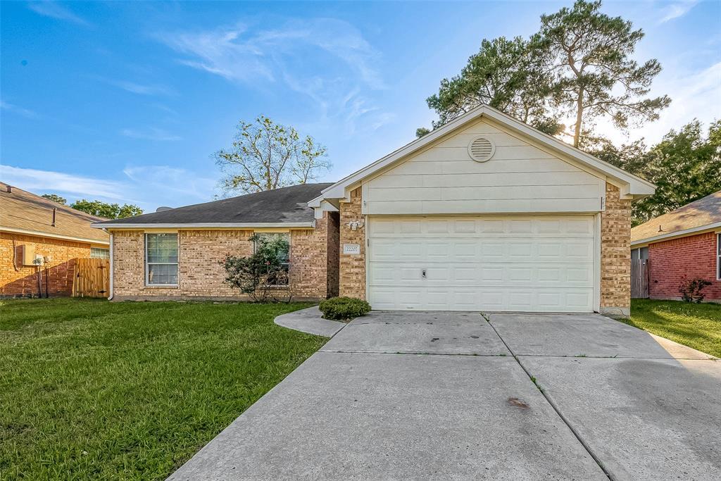 Primary Photo - 22207 Falconwood Ln