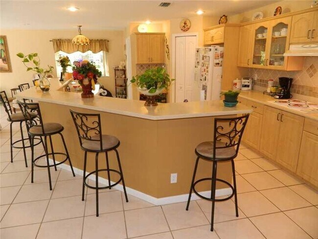 Foto del edificio - 19301 NW 10th St