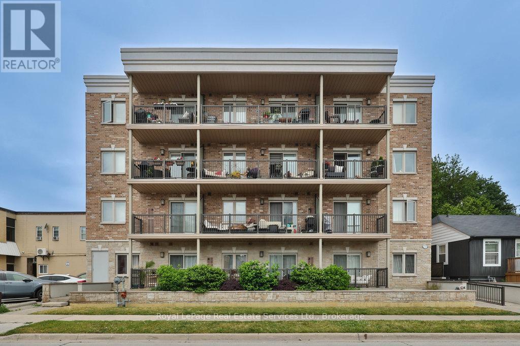 Primary Photo - 73-173 Washington Ave