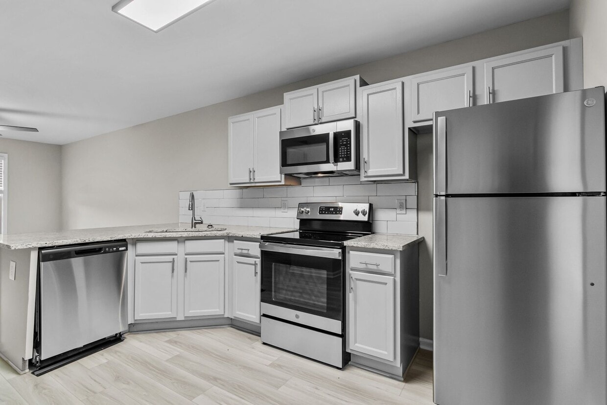 12 Coats Cir, Benson, NC 27504 House Rental in Benson, NC