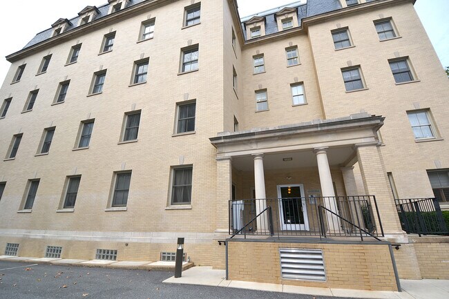 Foto del edificio - 4200 Pine St