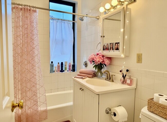 Foto del edificio - 1340 Commonwealth Ave