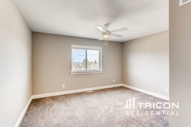Foto del edificio - 4292 Cottagewood Ct