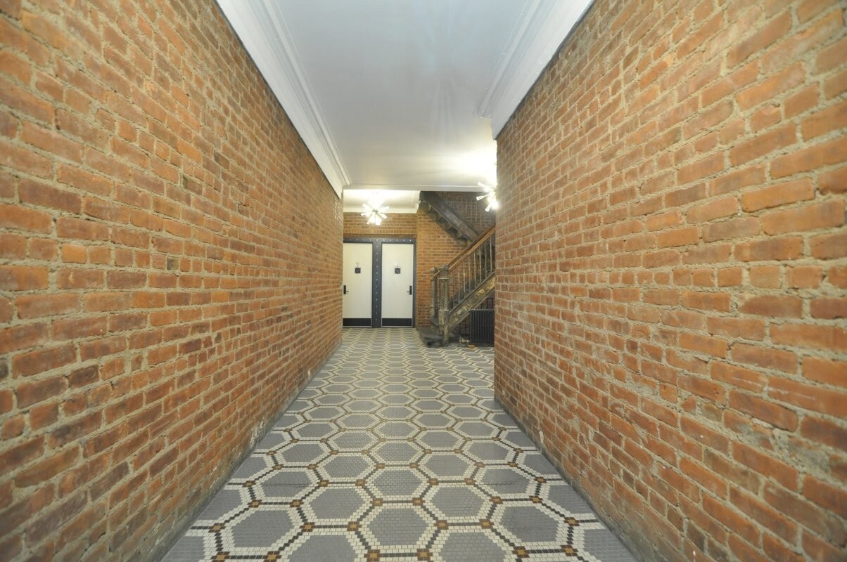 39 Argyle Rd Unit 2A, Brooklyn, NY 11218 Apartment for Rent in Brooklyn, NY