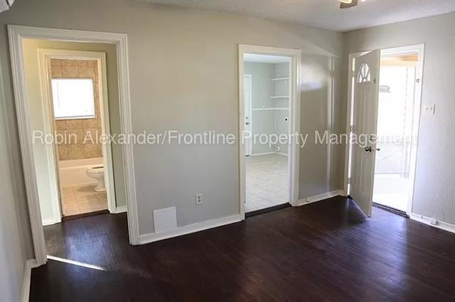 Building Photo - 1817 Brittain St