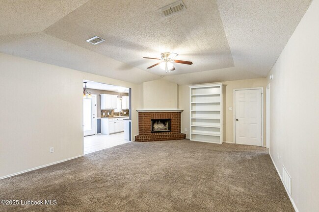 Building Photo - 6120 7th Dr
