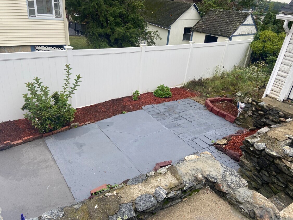 375 Lake Ave, Worcester, MA 01604 Townhome Rentals in Worcester MA