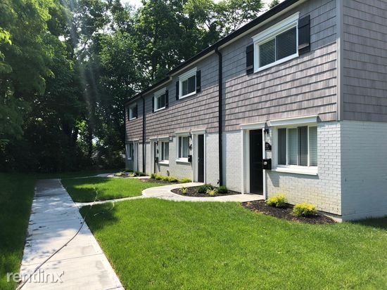 Primary Photo - 2 br, 1 bath Townhome - 3559 Eden Avenue
