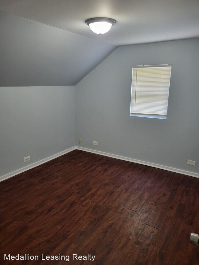 Foto del edificio - 4 br, 1 bath House - 8911 South Parnell Av...