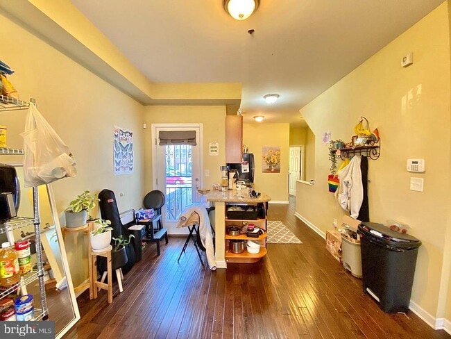 Building Photo - 1618 Page St