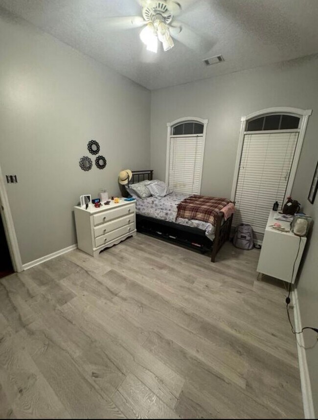 Foto del edificio - Coming Soon In Riverwood Plantation!