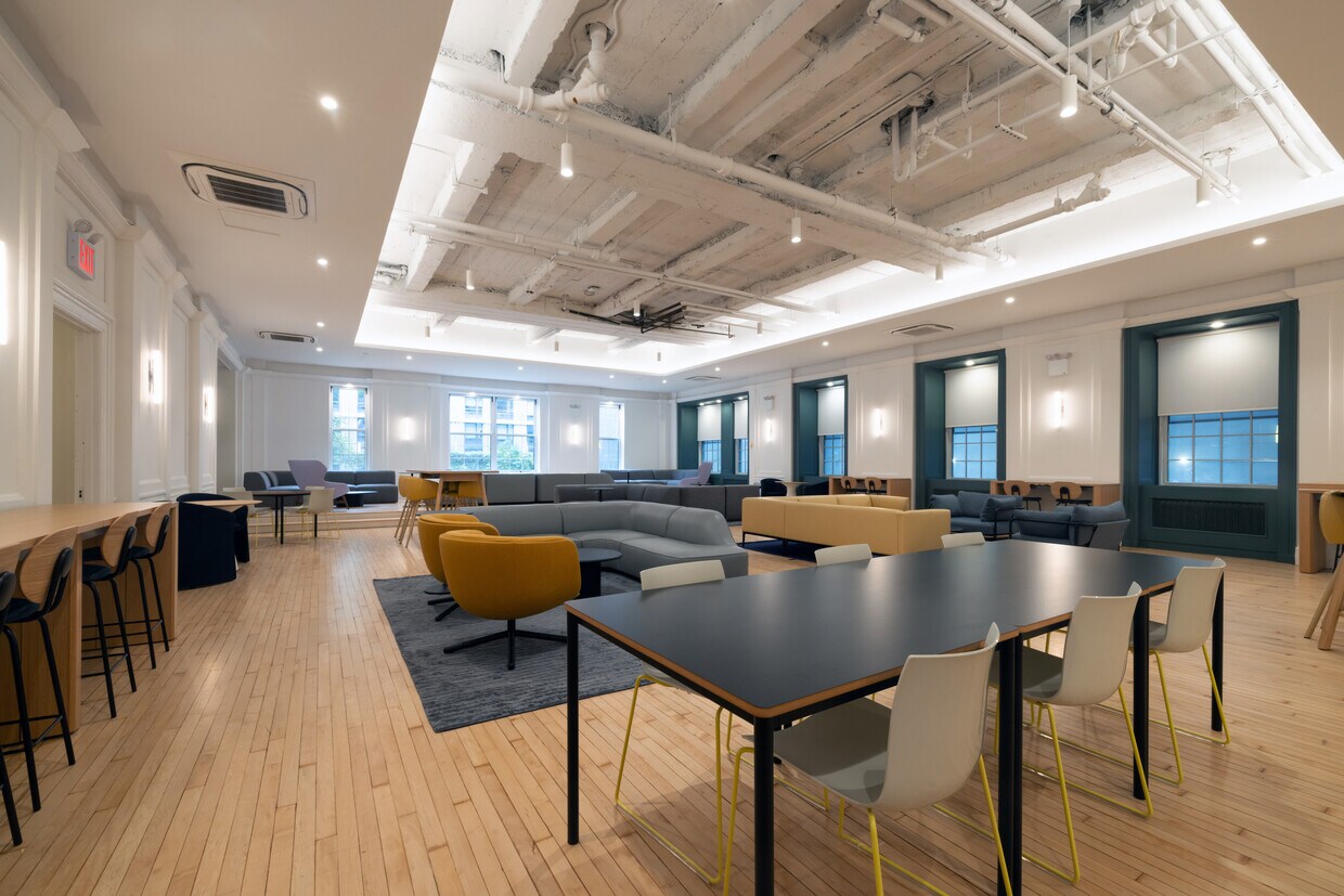 Salón Comunitario - EHS Hudson Yards Campus