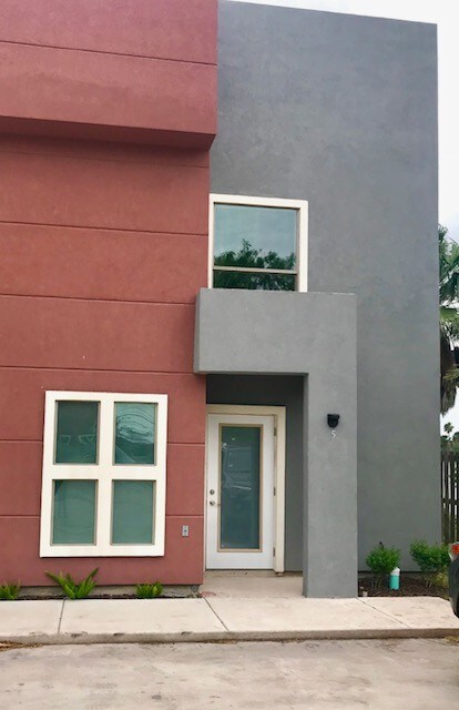 1949 Old Port Isabel Rd Brownsville Tx 78521 Townhouse For Rent In Brownsville Tx Apartments Com 1949 Old Port Isabel Rd Brownsville Tx 78521 Townhouse For Rent In Brownsville Tx Apartments Com
