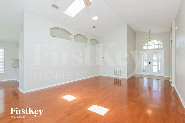 Foto del edificio - 2251 Mallory Cir