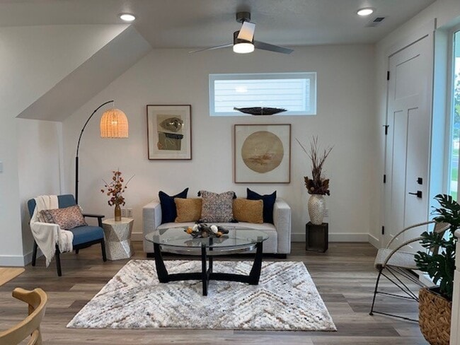 Foto del edificio - BRAND NEW