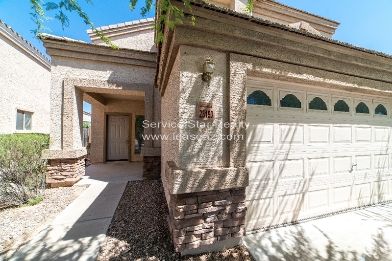 Primary Photo - 23193 W Mohave St