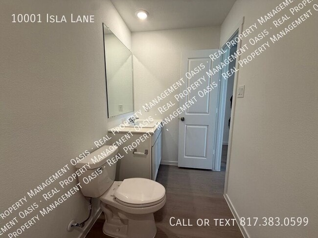 Building Photo - 10001 Isla Ln