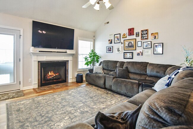 Foto del edificio - Dog Friendly Four Bedroom!