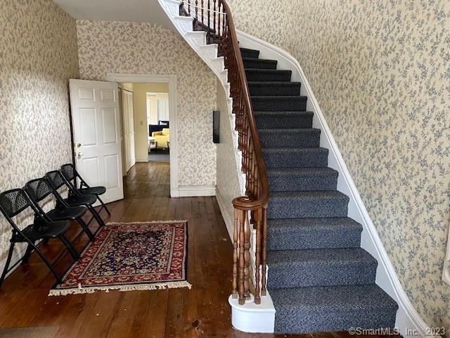 Foto del edificio - 77 Church Dr