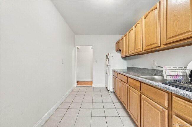 Foto del edificio - 35-02 Ditmars Blvd